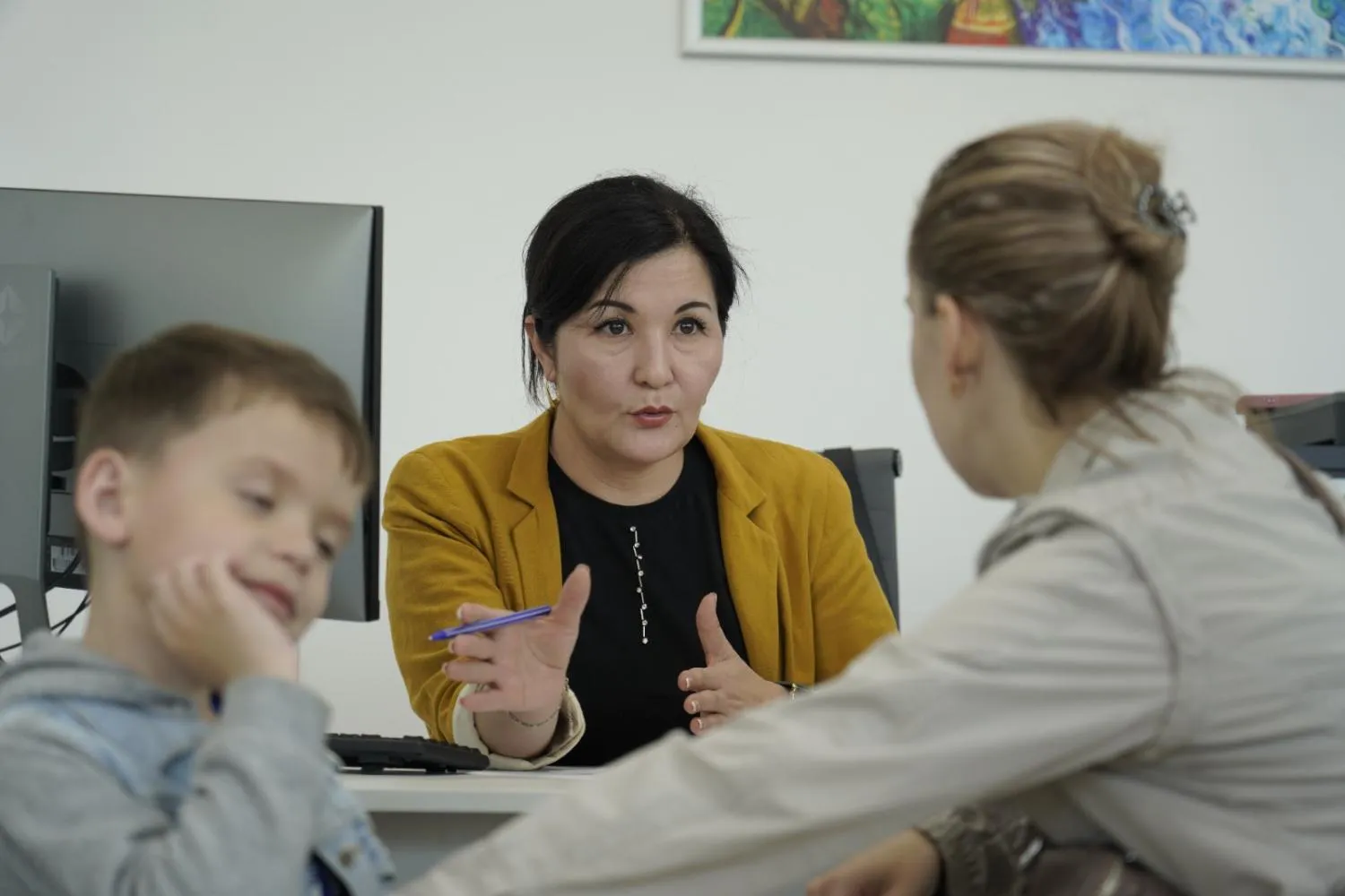 В столице состоялась встреча представителей НПО с родителями особенных детей