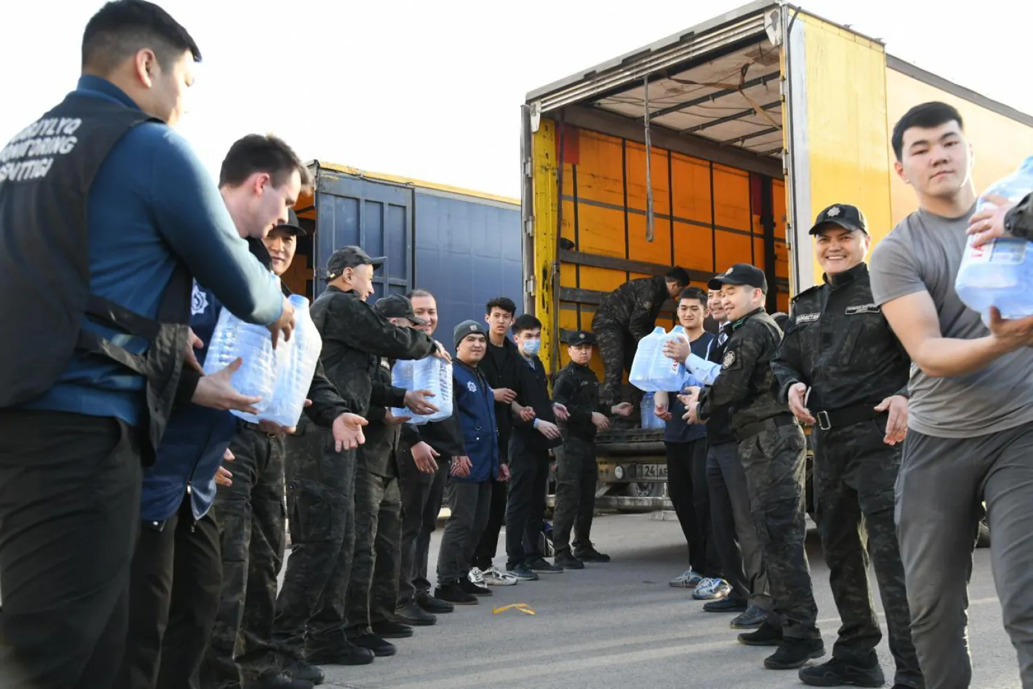 60 тонн гуманитарной помощи отправили в Северо-Казахстанскую область из Астаны