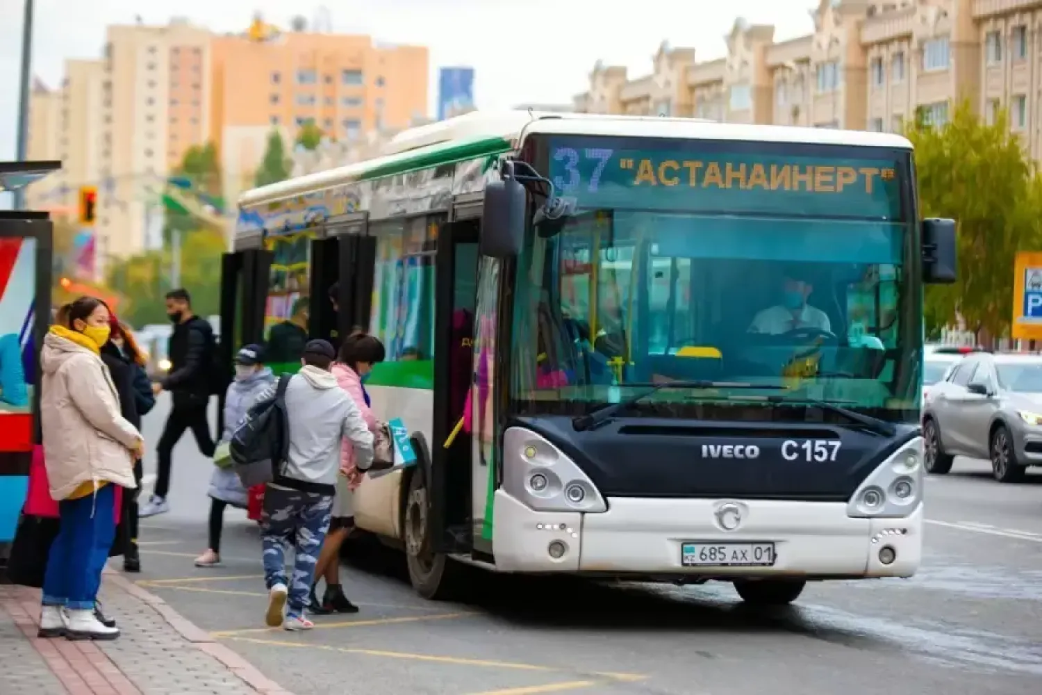 В Астане ещё пять маршрутов изменят схемы движения из-за ремонта дорог