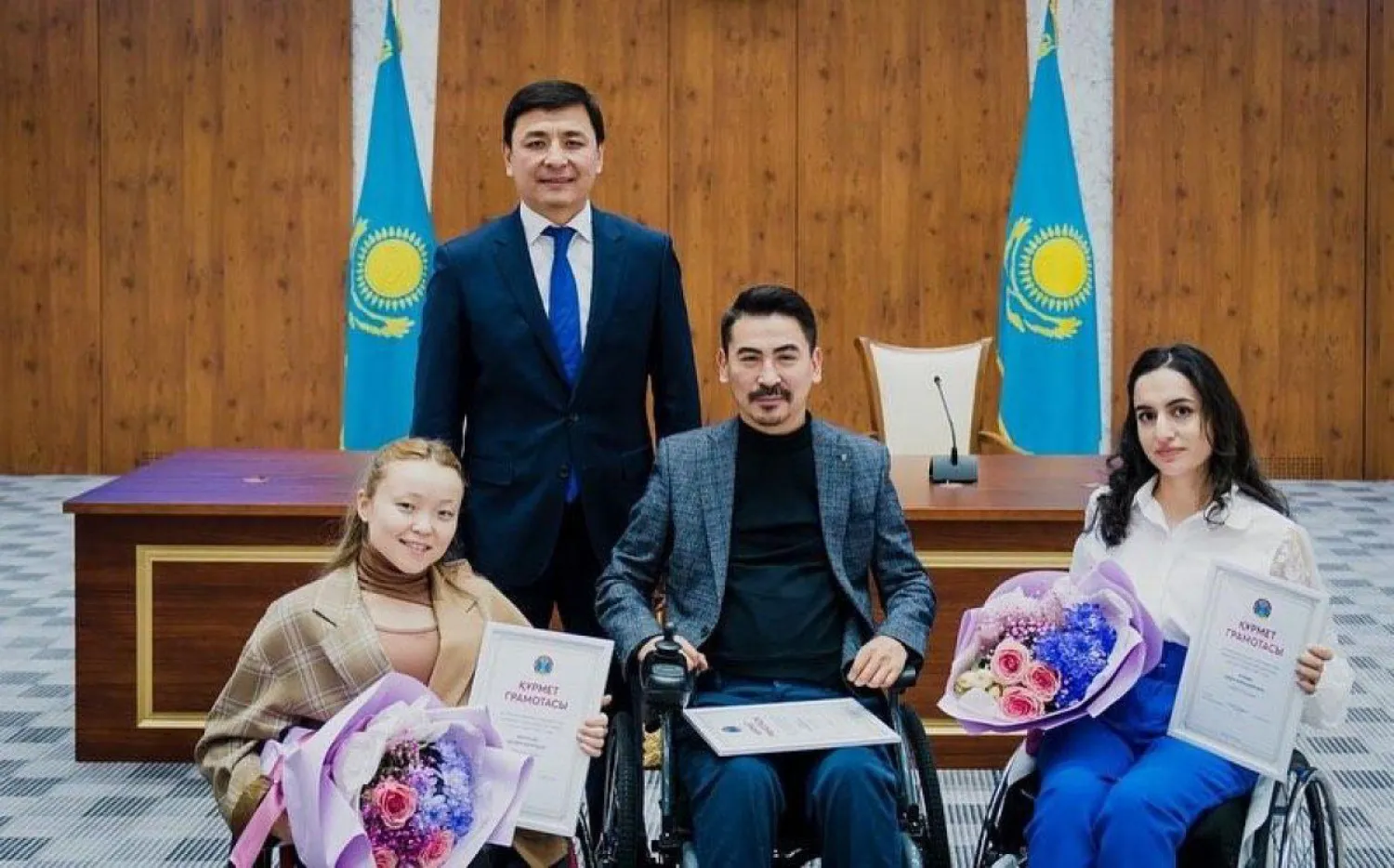 Алтай Кульгинов встретился с деятелями культуры и искусства