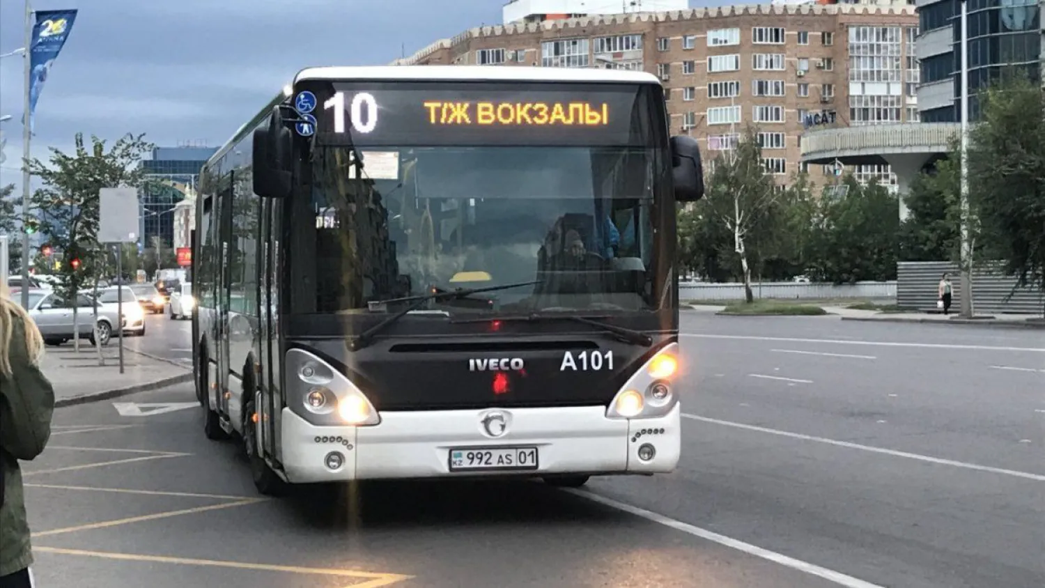Движение ночных автобусов приостановили в Нур-Султане