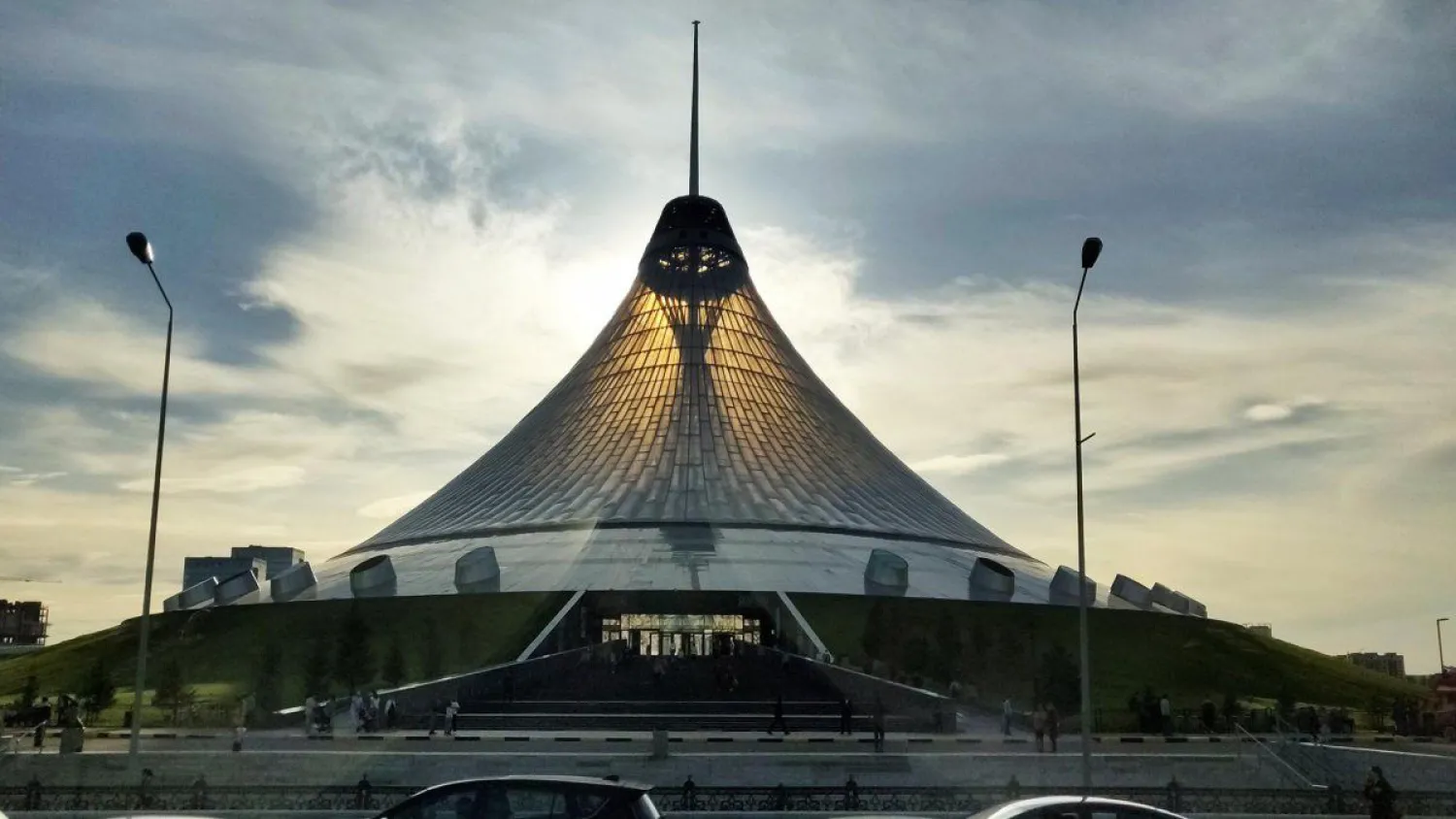 В трех городах Казахстана смягчают карантин