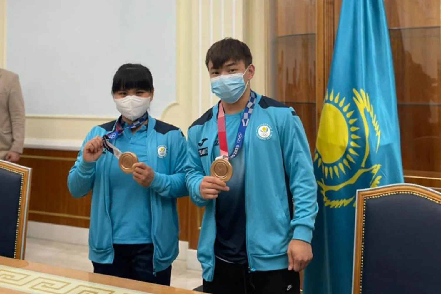 Бронзовым призерам ОИ Игорю Сону и Зульфие Чиншанло подарят автомобили