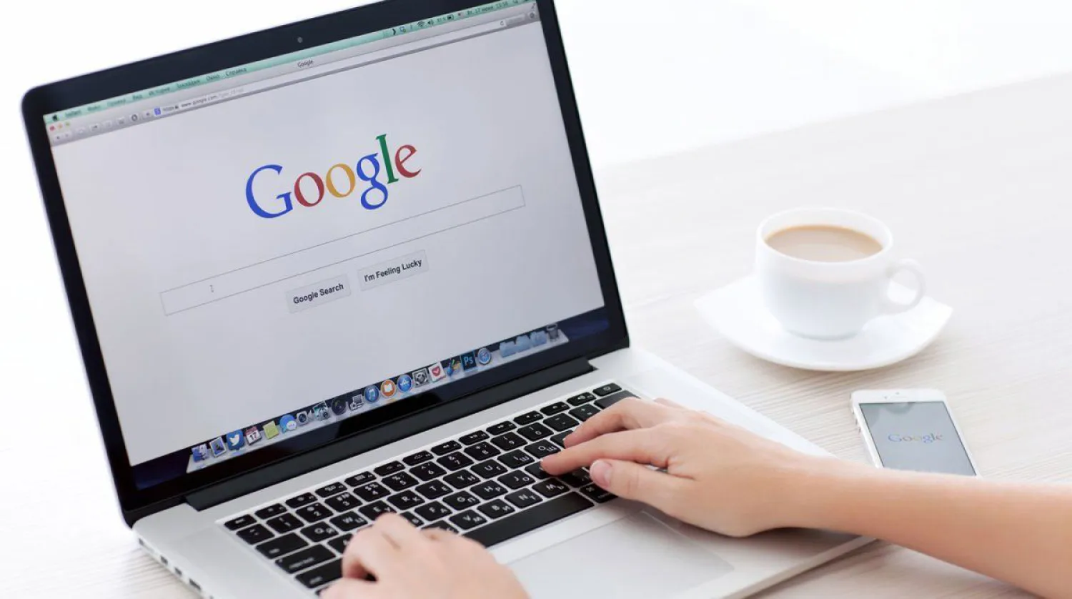 Франция оштрафовала Google на $500 млн