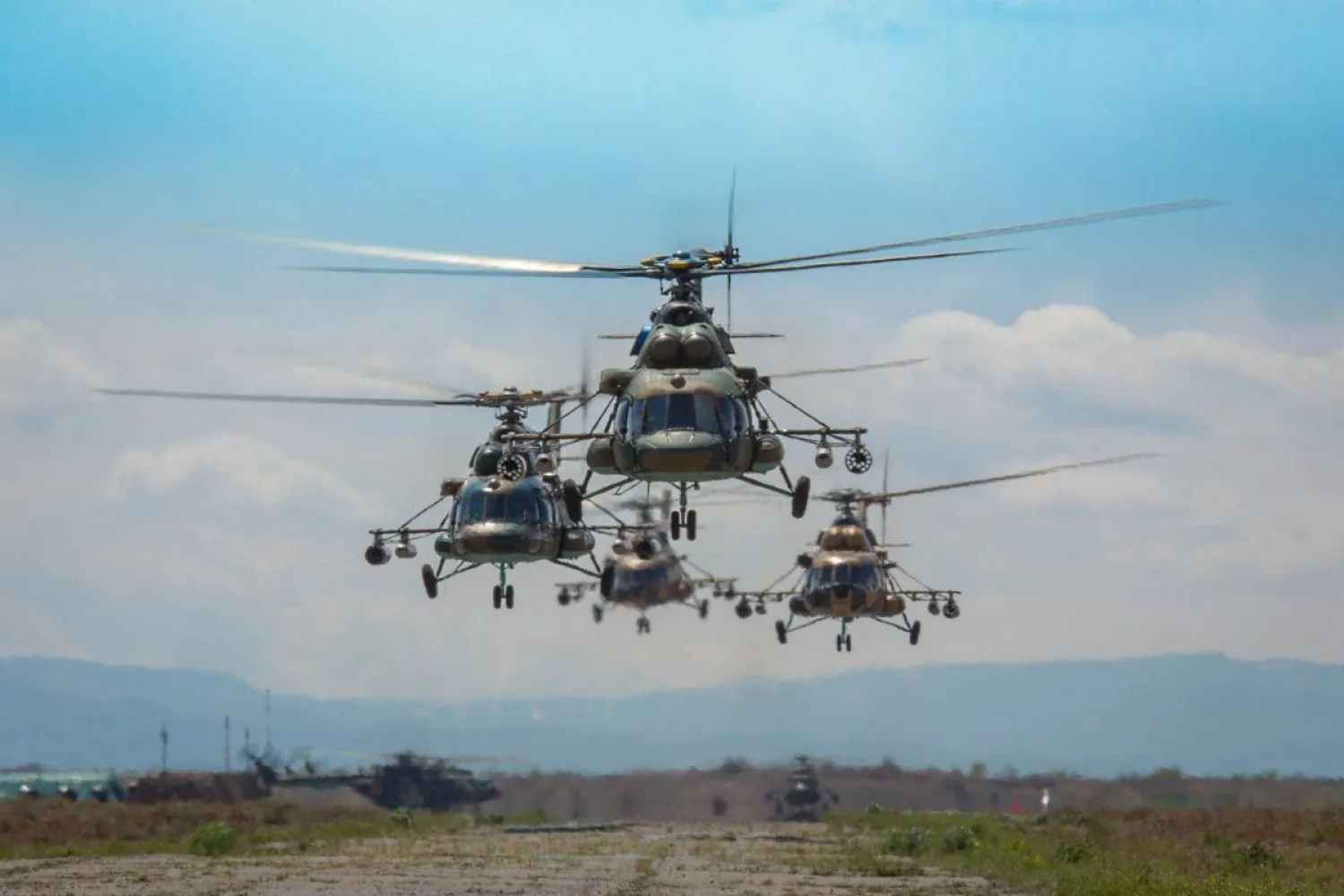 Военно-воздушные силы Казахстана отмечают день образования