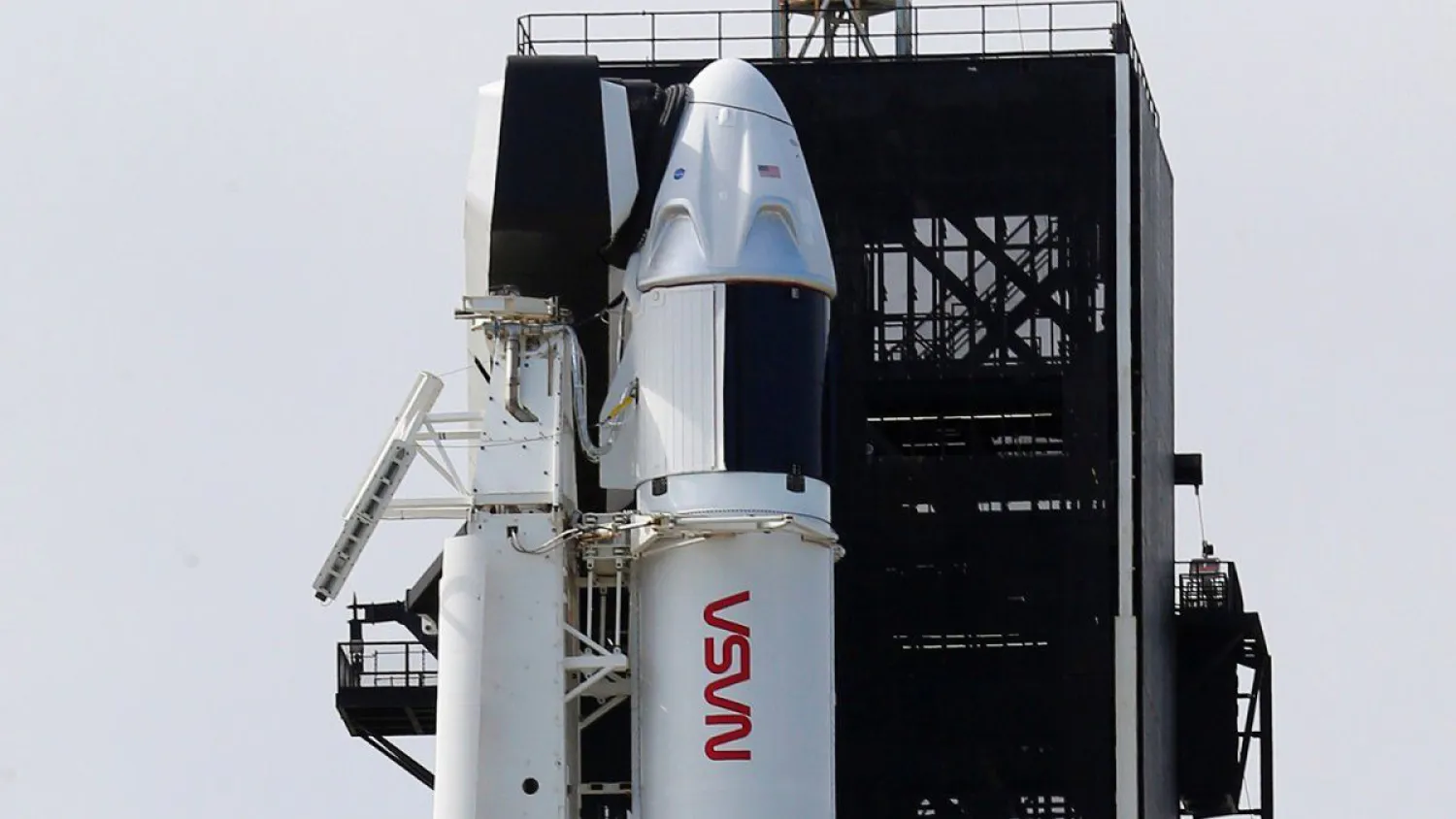 60 интернет-спутников системы Starlink отправила на орбиту SpaceX