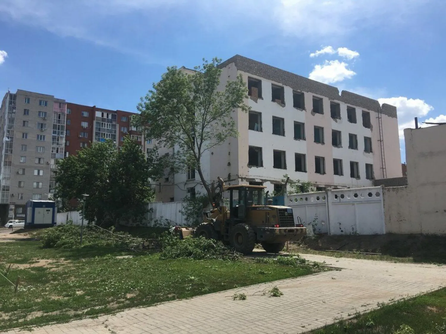 20 внутриквартальных заездов отремонтируют в районе Сарыарка в этом году