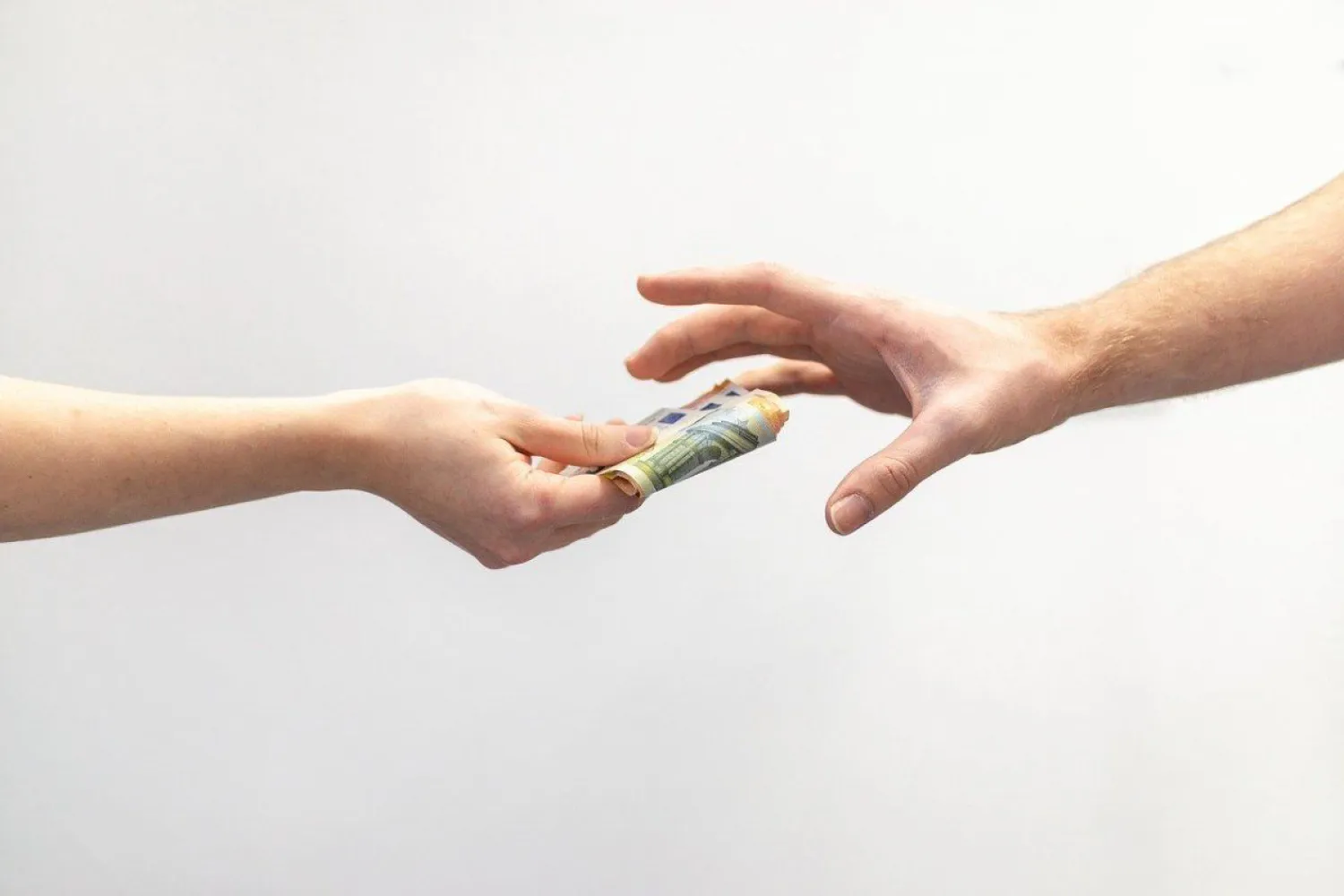 На 11% вырос фонд заработной платы в Казахстане