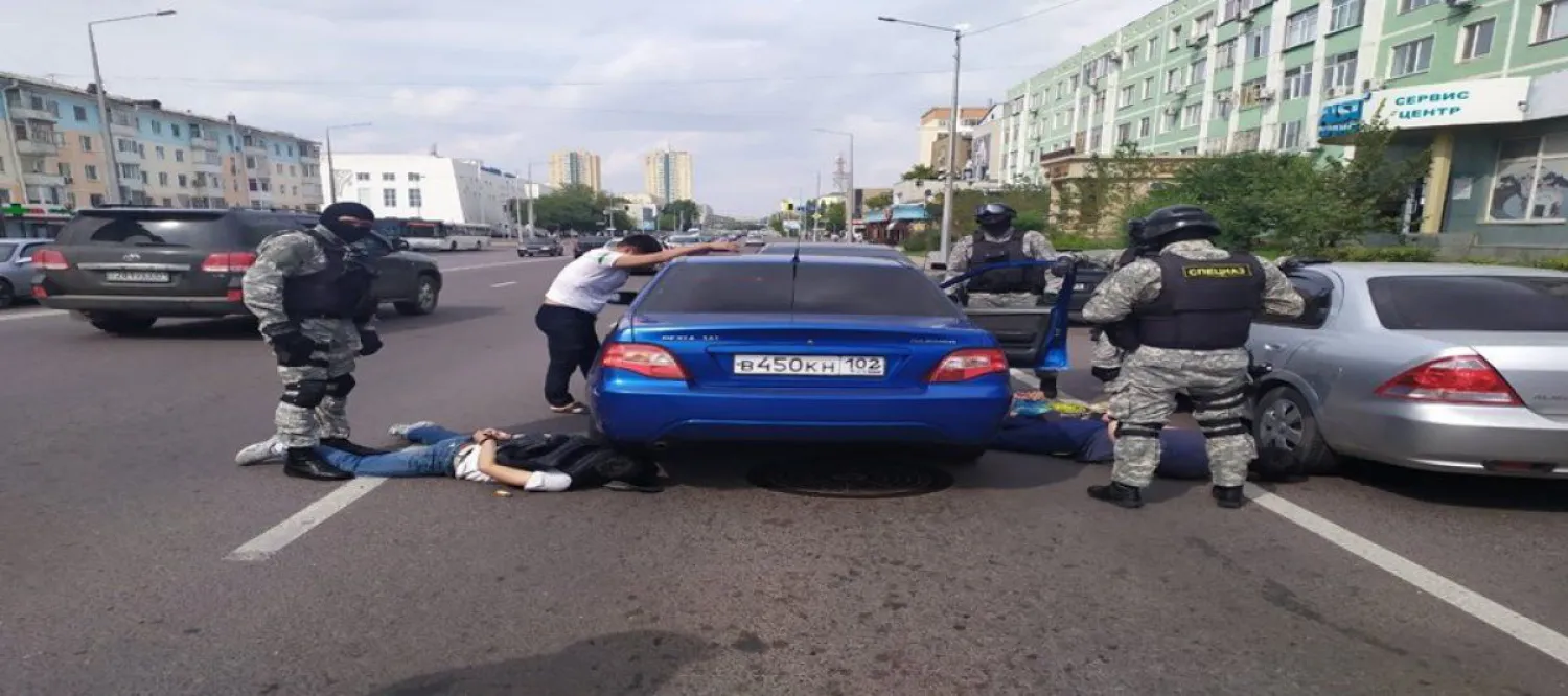 Столичные полицейские поймали с поличным группу «барсеточников»