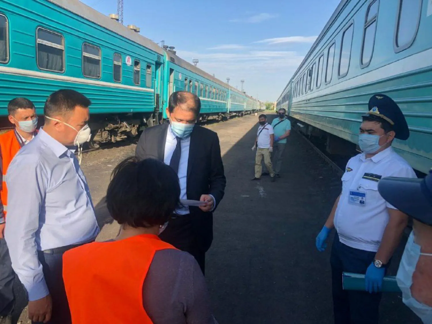 Проведен осмотр пассажирских вагонов и железнодорожных вокзалов столицы