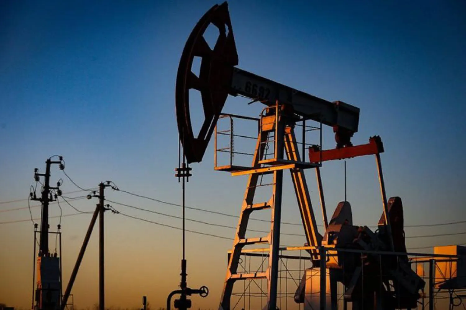 Добыча нефти в 2020 году снизится на 4,5% - Ногаев