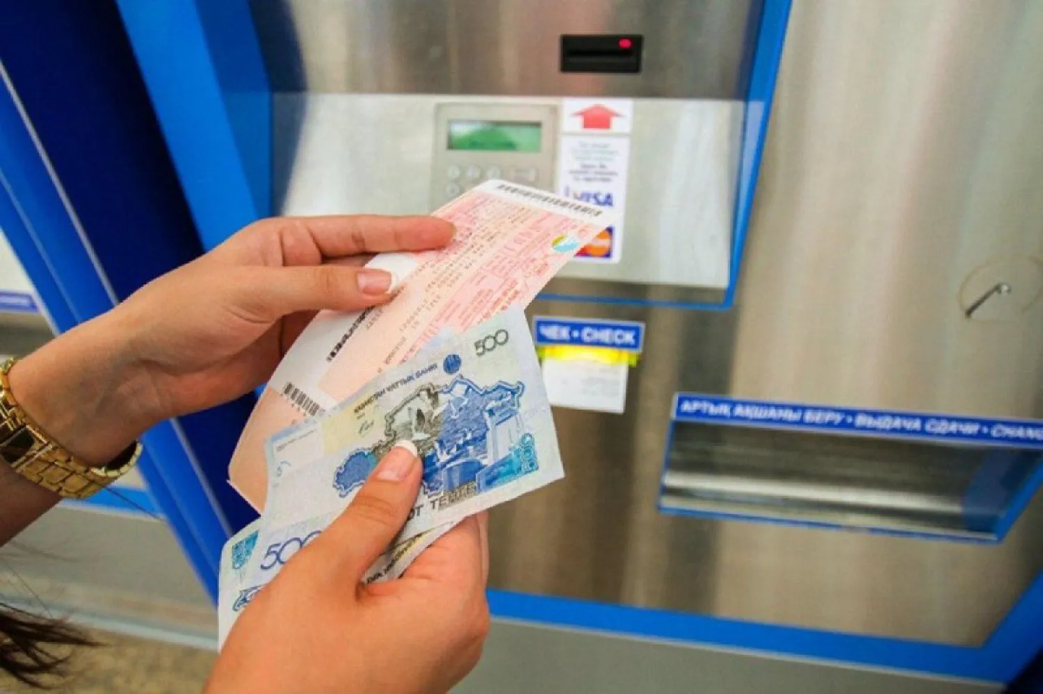 217 тысяч железнодорожных билетов реализовано с момента поступления их в продажу