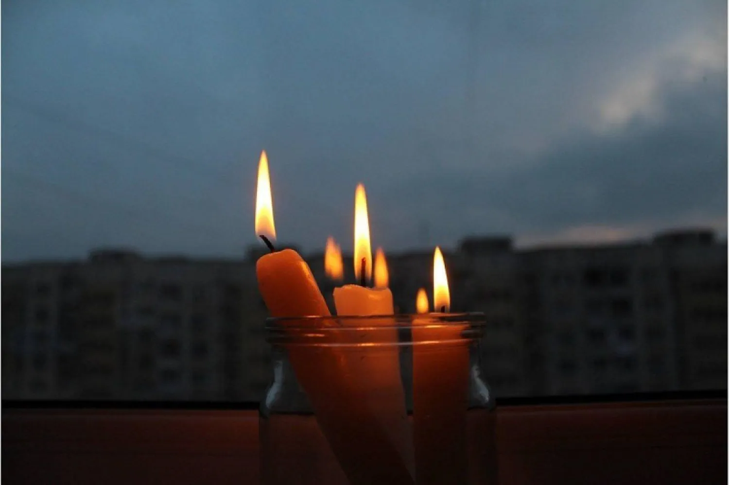 В столице пять жилых домов остались без света на один час