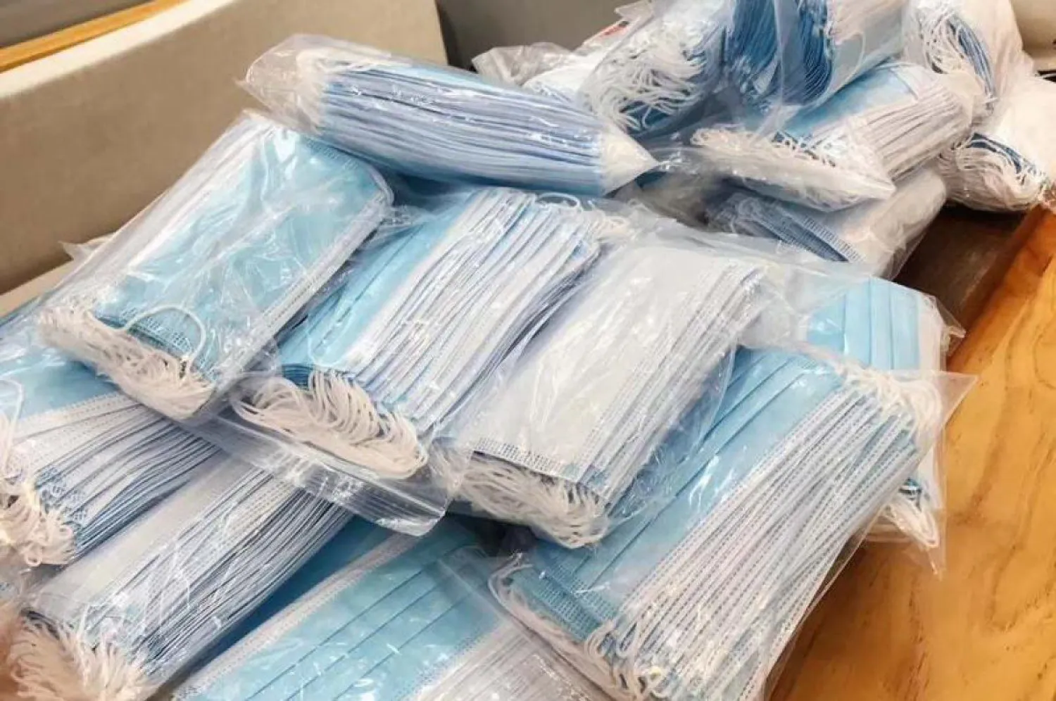 4 млн медицинских масок и 13 тысяч литров антисептика изъяли за незаконную продажу в Казахстане