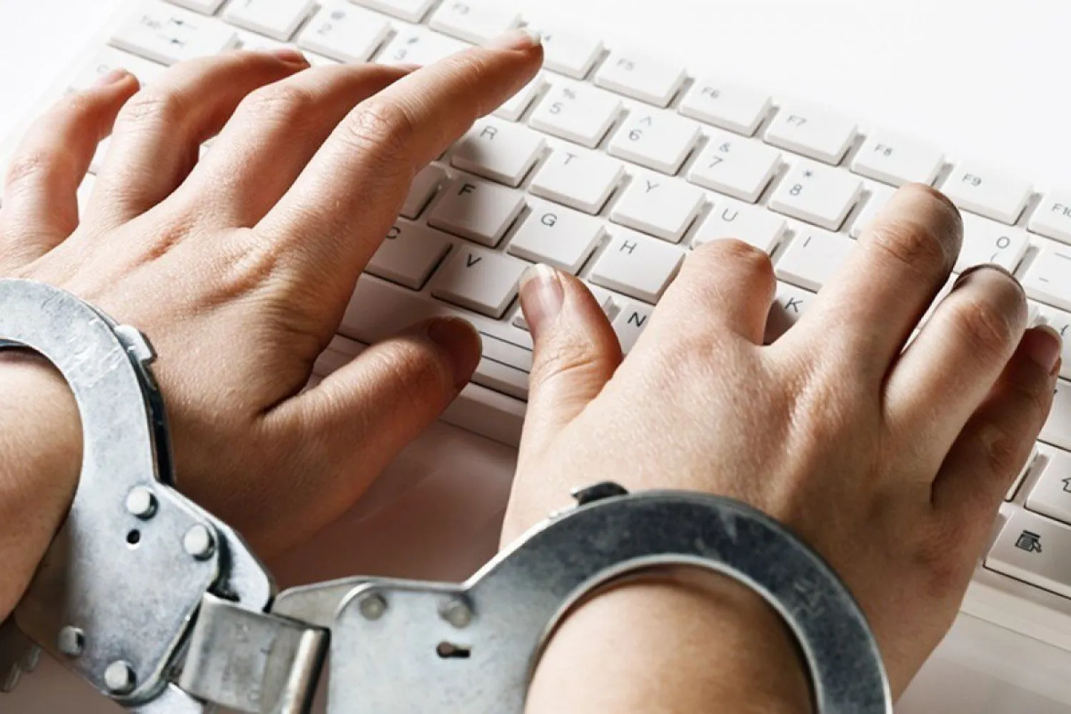 В полиции предупредили об ответственности за распространение фейковой информации по коронавирусу