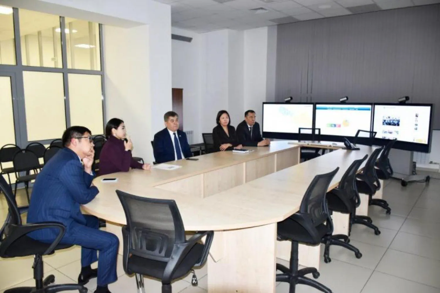 Елжан Биртанов посетил Городской центр iKOMEK