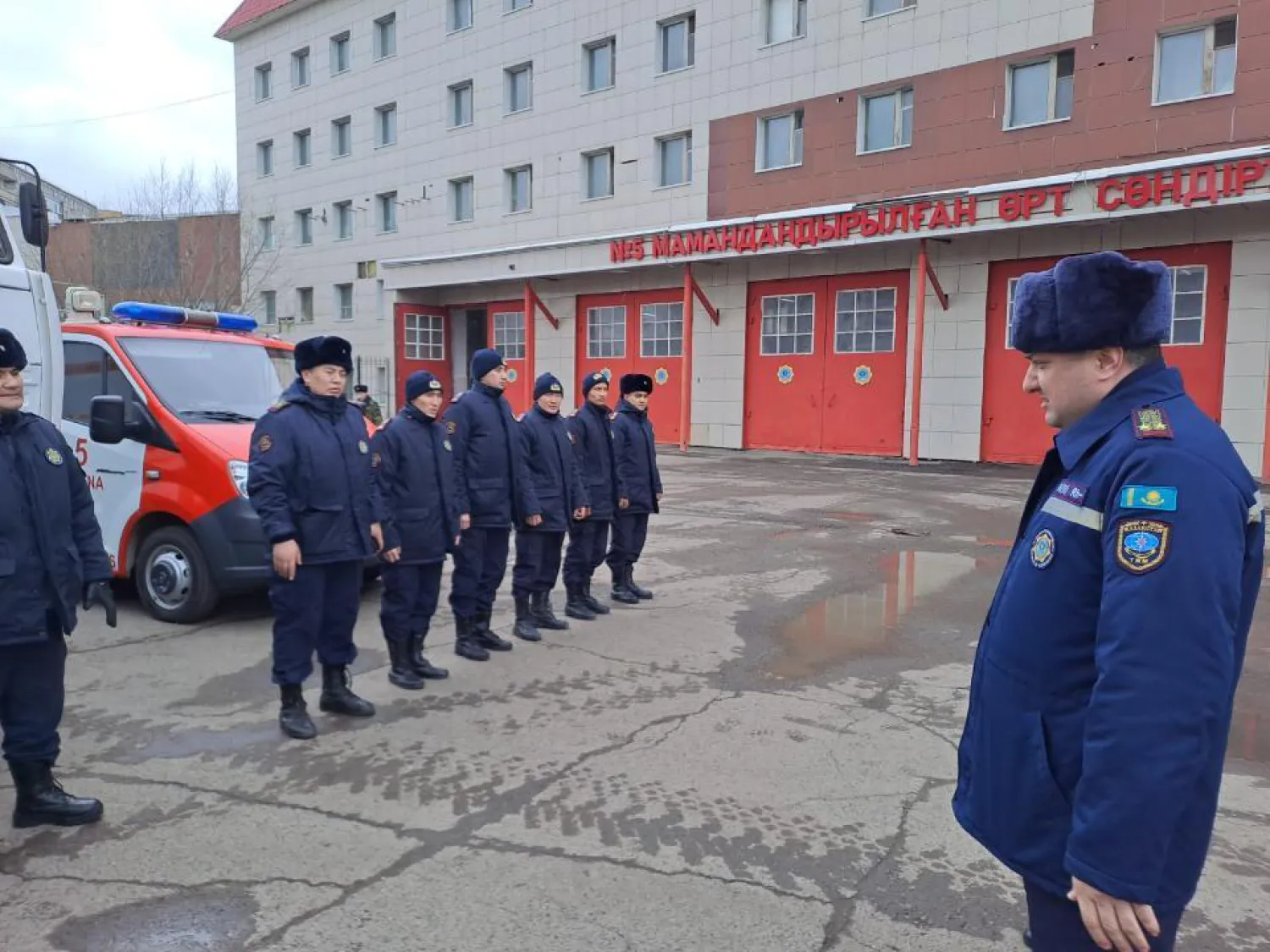 Столичные спасатели прибыли в Северо-Казахстанскую область для проведения противопаводковых работ