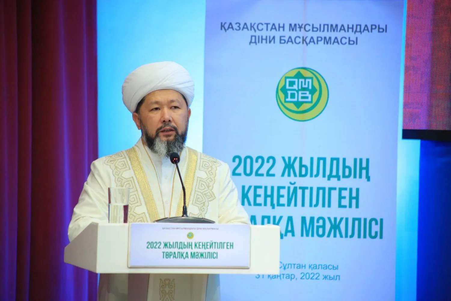 Нам необходимо противодействовать распространению идеологии деструктивных религиозных течений - верховный муфтий