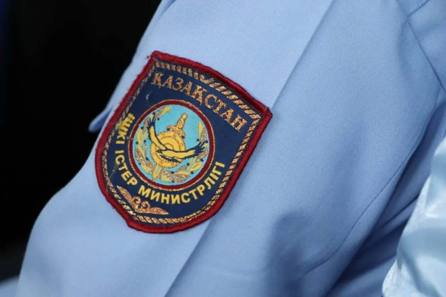 Плюющегося в лифте мужчину задержали в Нур-Султане