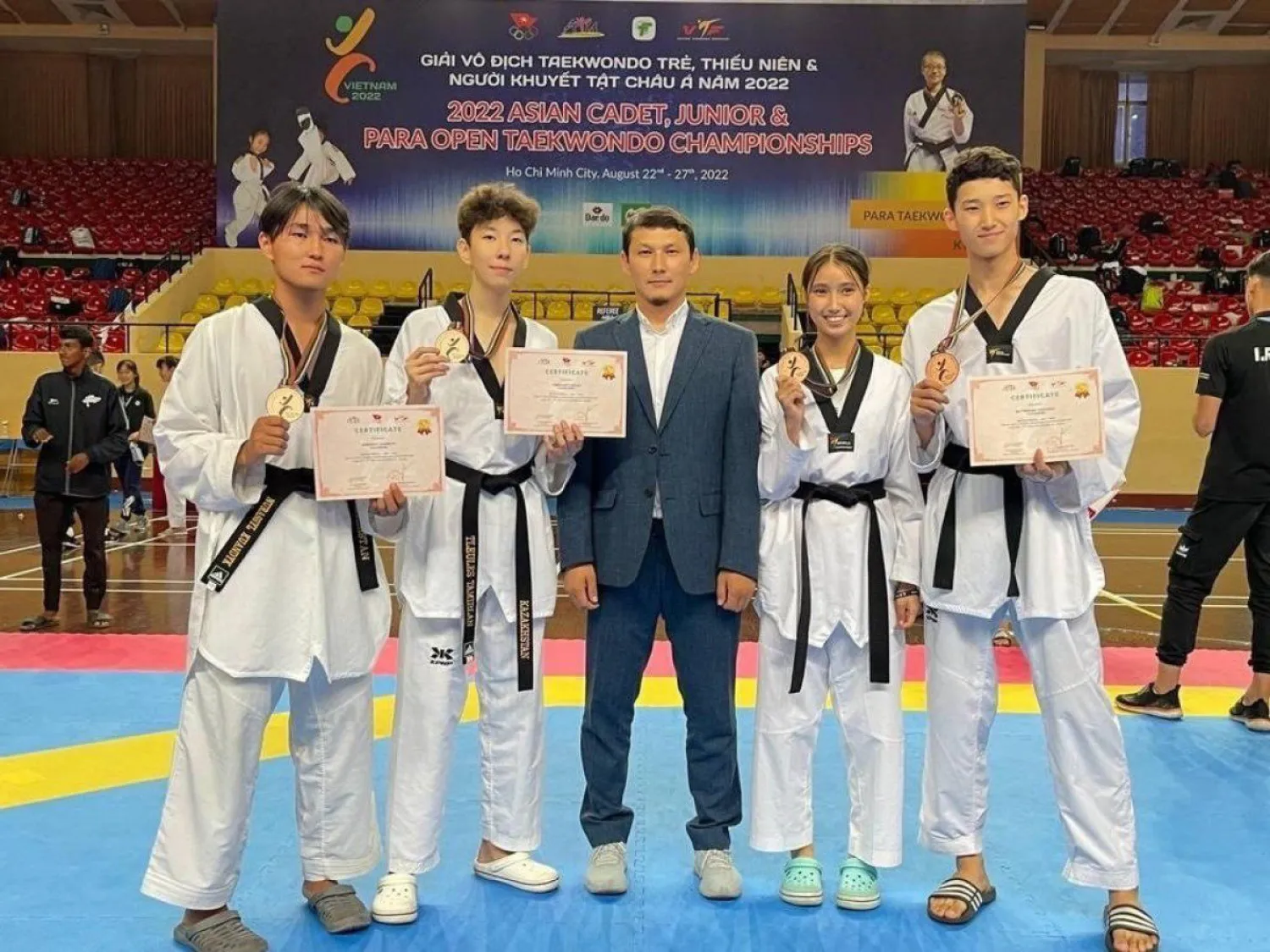 Казахстанская команда завоевала четыре медали на юниорском чемпионате Азии по таеквондо