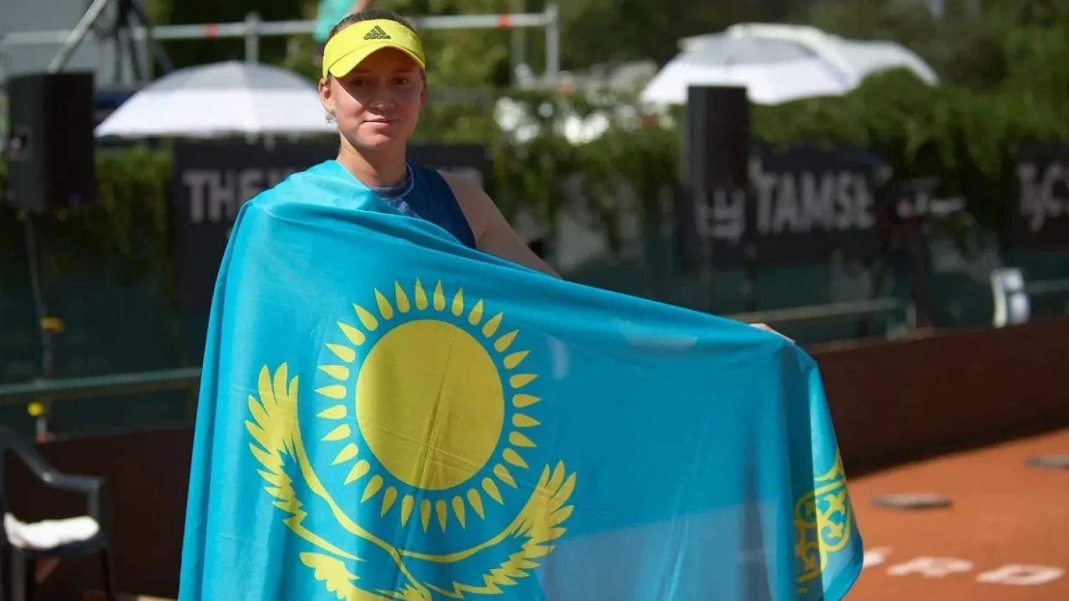 Чемпионка Уимблдона Елена Рыбакина едет домой в Казахстан