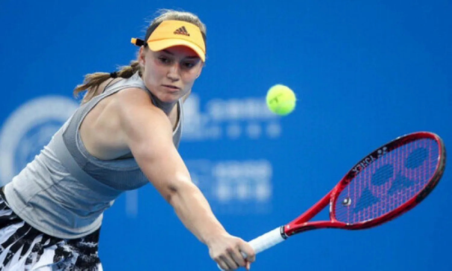 Елена Рыбакина выиграла на старте турнира в Нидерландах