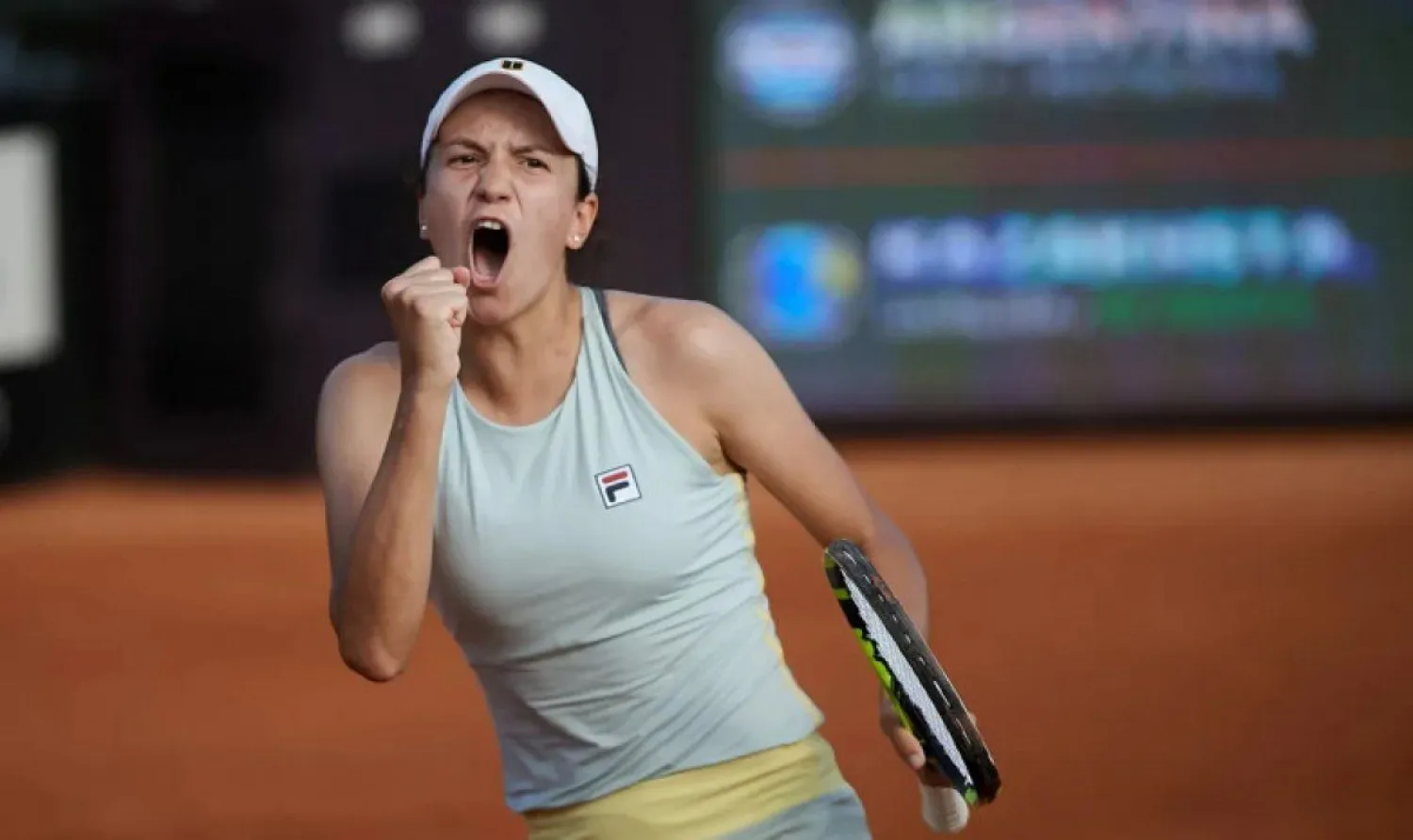 Казахстанская теннисистка вышла в четвертьфинал Charleston Open