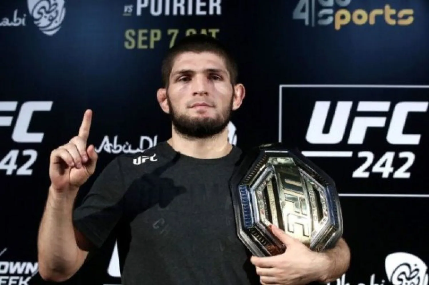 Хабиб Нурмагомедов включён в Зал славы UFC