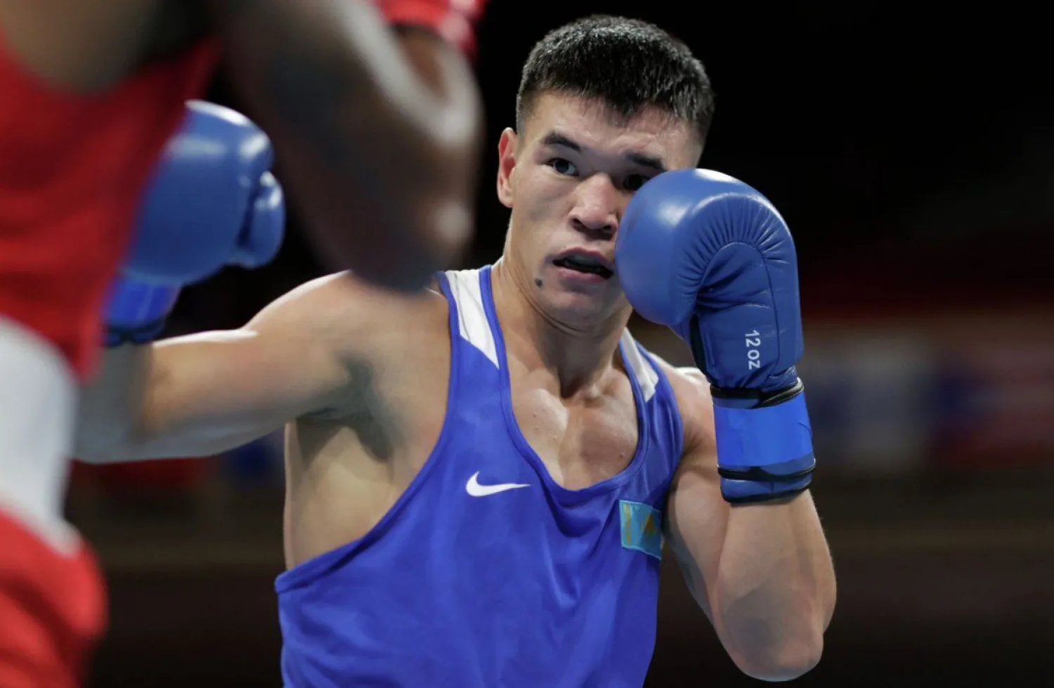 Казахстанец Абылайхан Жусупов вышел в 1/8 финала чемпионата мира по боксу
