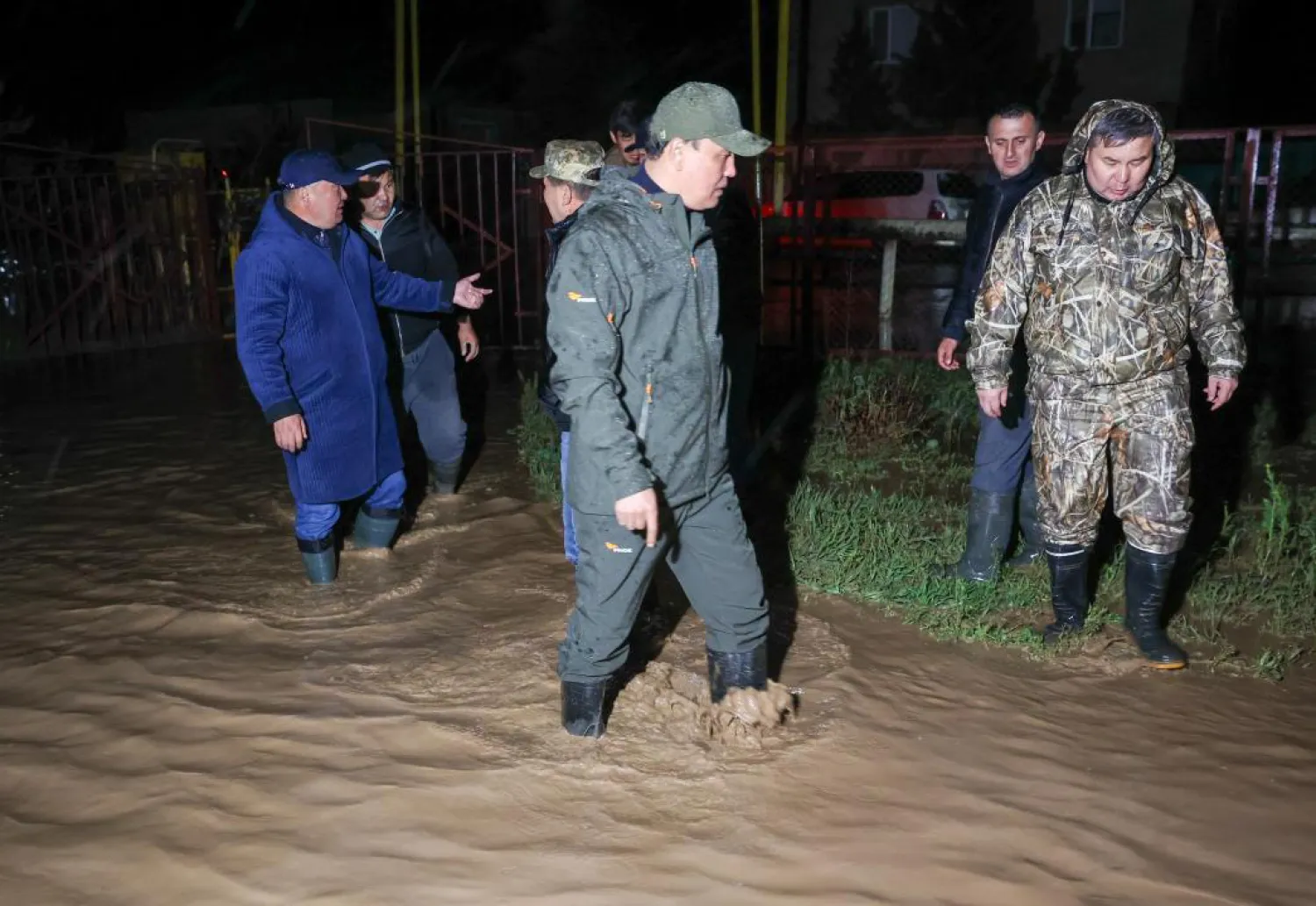 В селе Жасоркен Жамбылской области после сильного дождя подтоплено более 30 домов