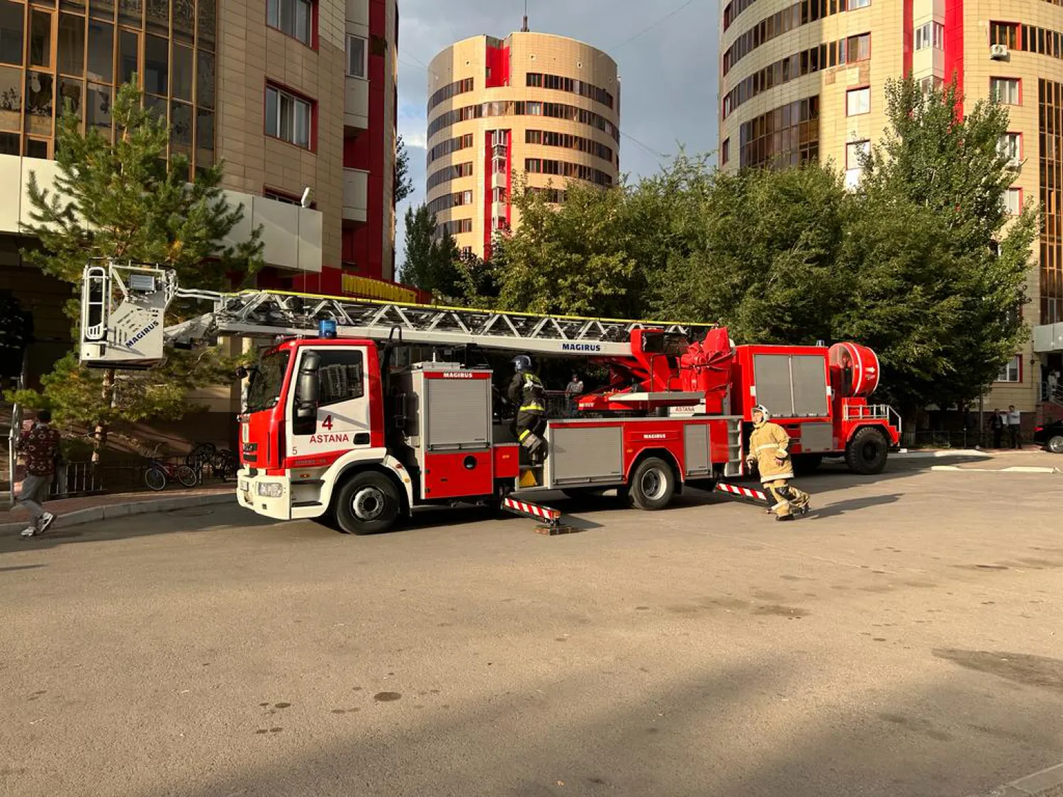 В столице проводится проверка противопожарных систем в многоэтажных домах