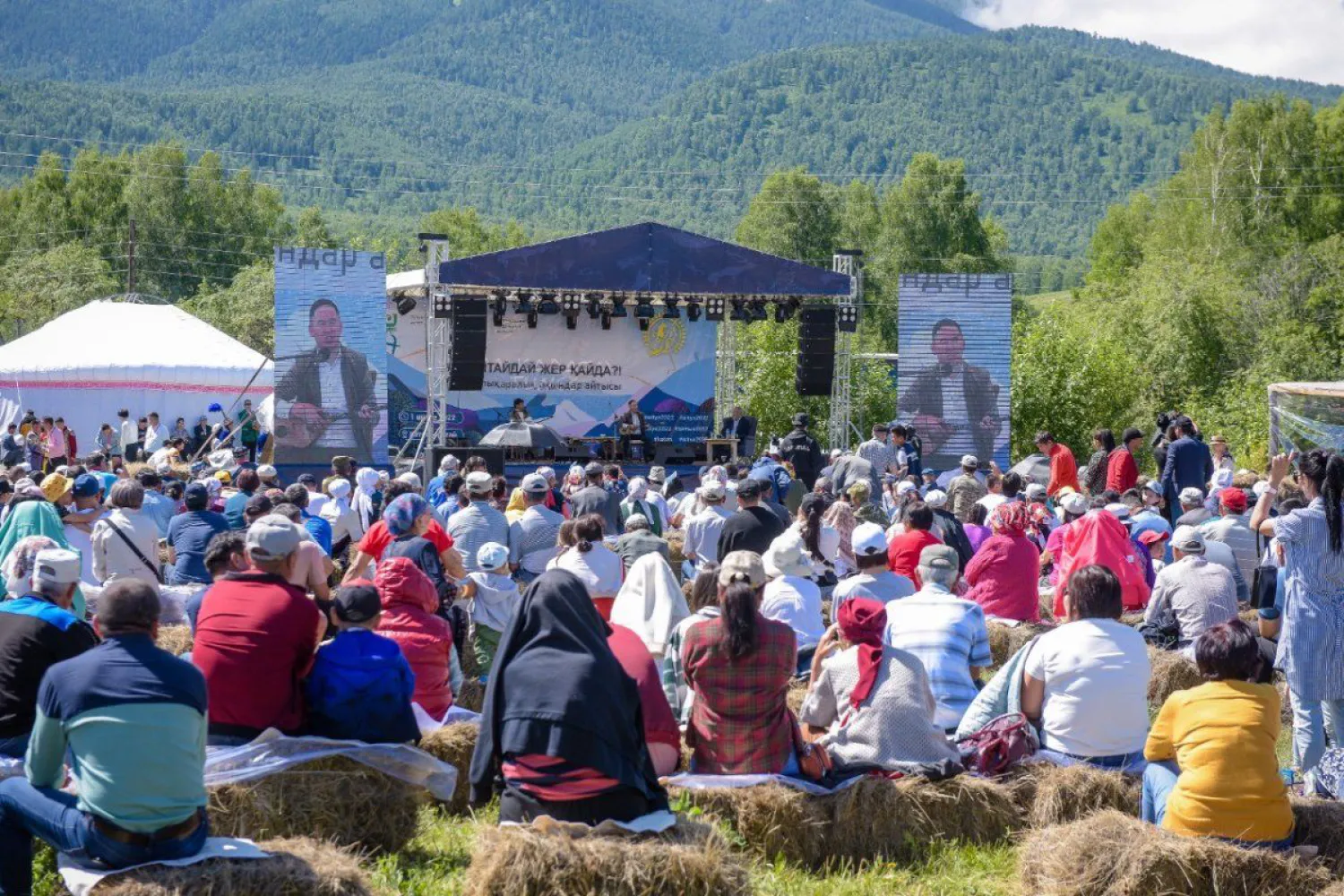Стало известно имя победителя международного конкура исполнителей айтыса