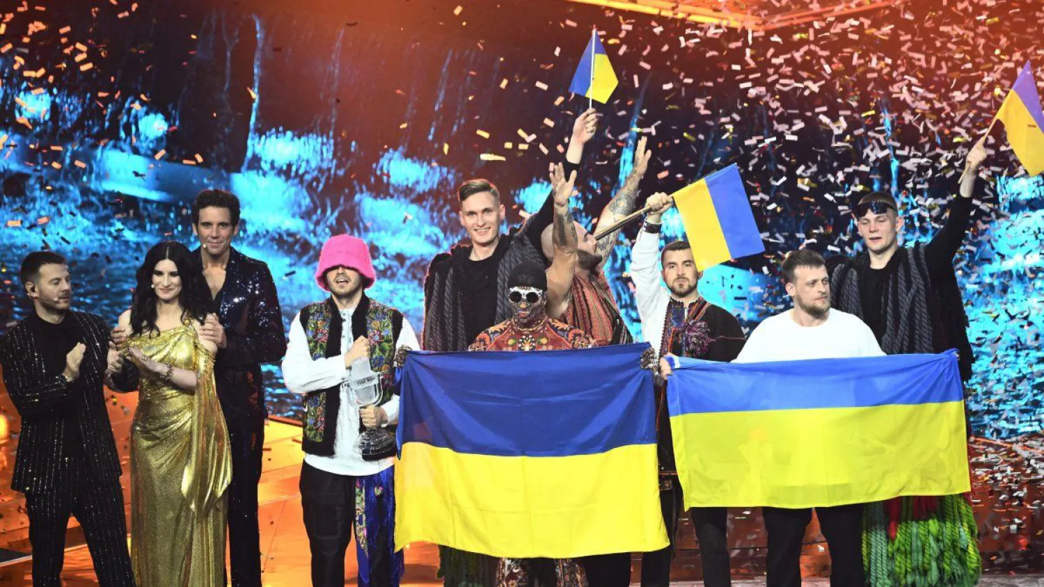 Украинская рэп-группа Kalush Orchestra выиграла на "Евровидении-2022"
