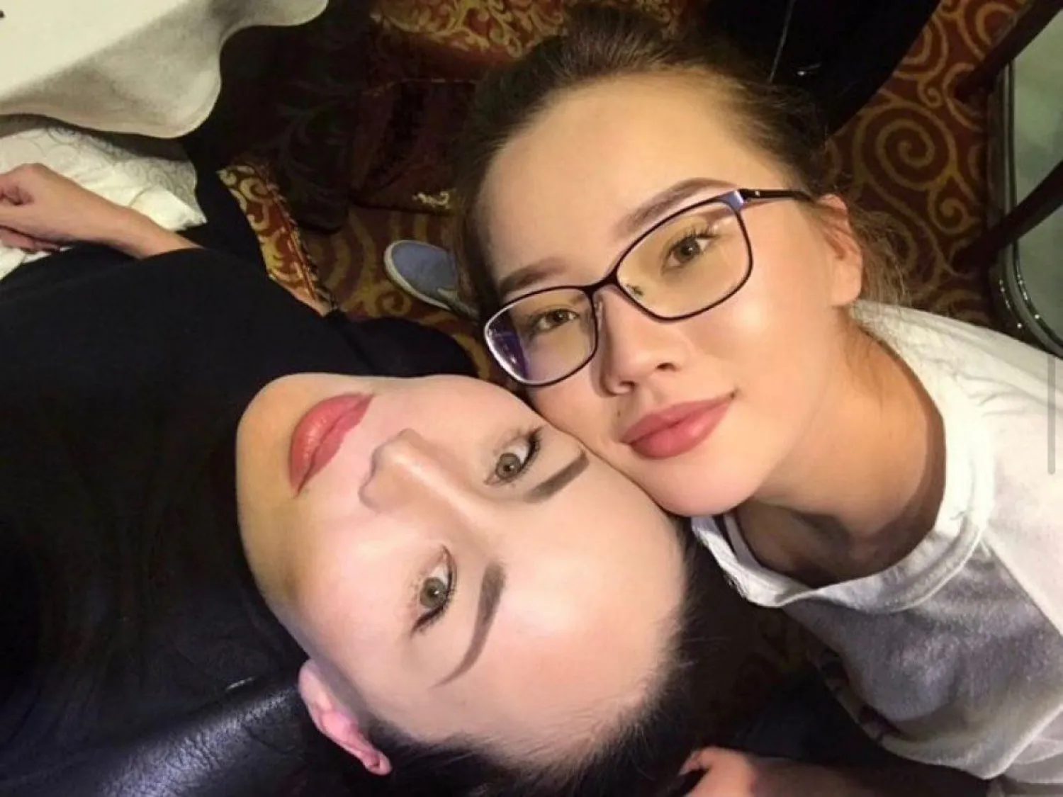 В 17 лет улететь в Америку я бы точно не смогла – Баян Максаткызы о своей младшей дочери