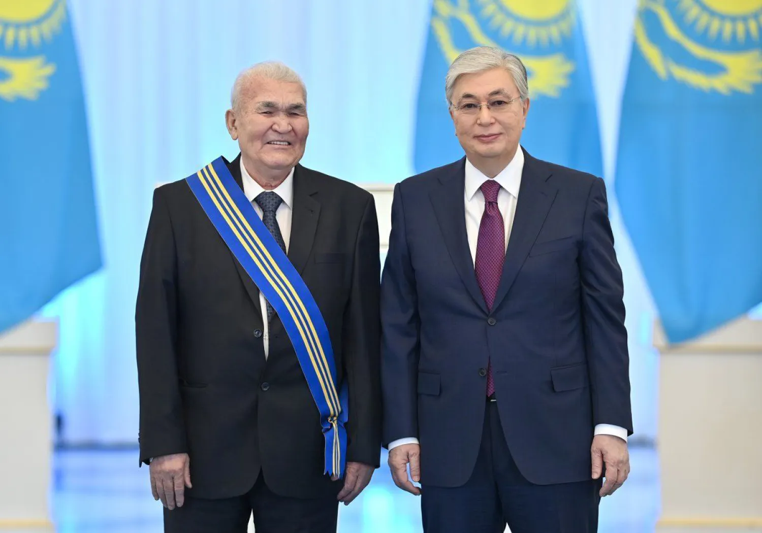 Токаев поздравил Жандарбека Малибекулы с днем рождения