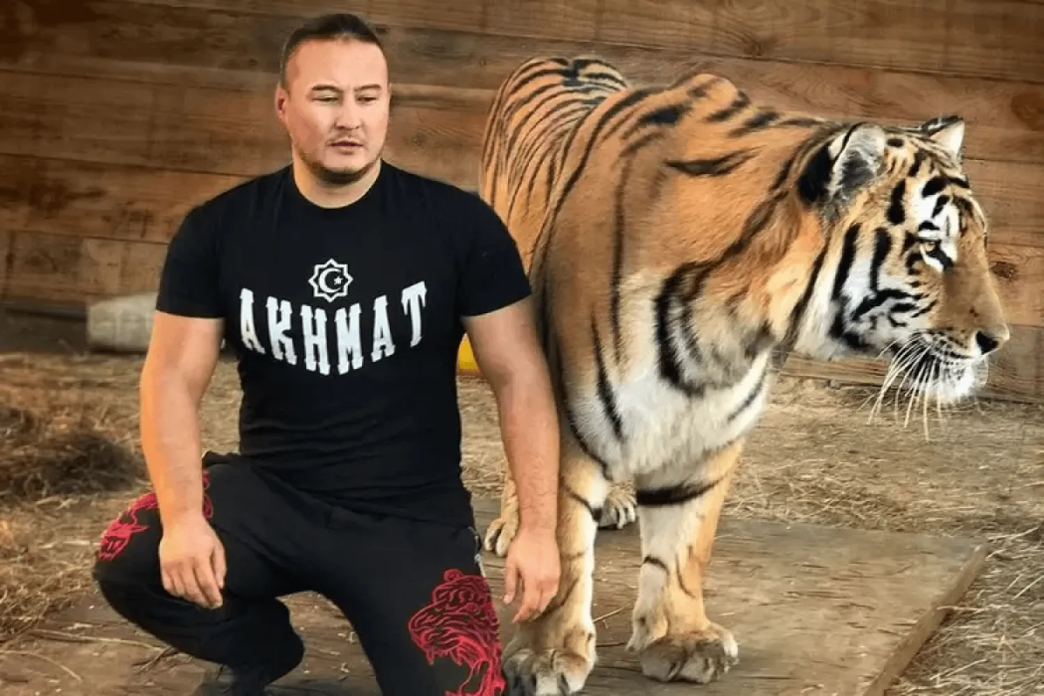 Семья продала имущество, чтобы спасти хищников