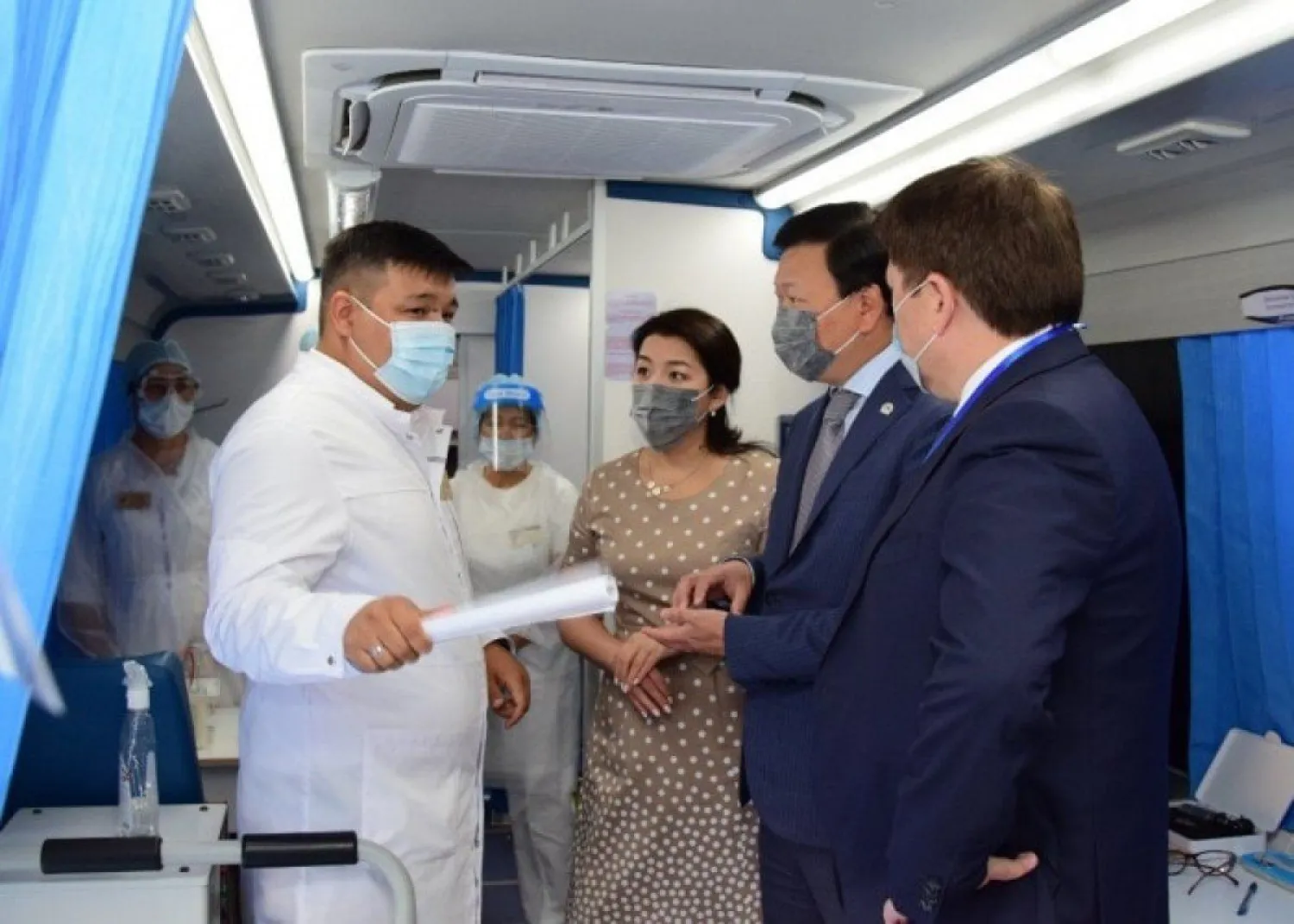 Экс-министр поздравил Ажар Гиният с назначением