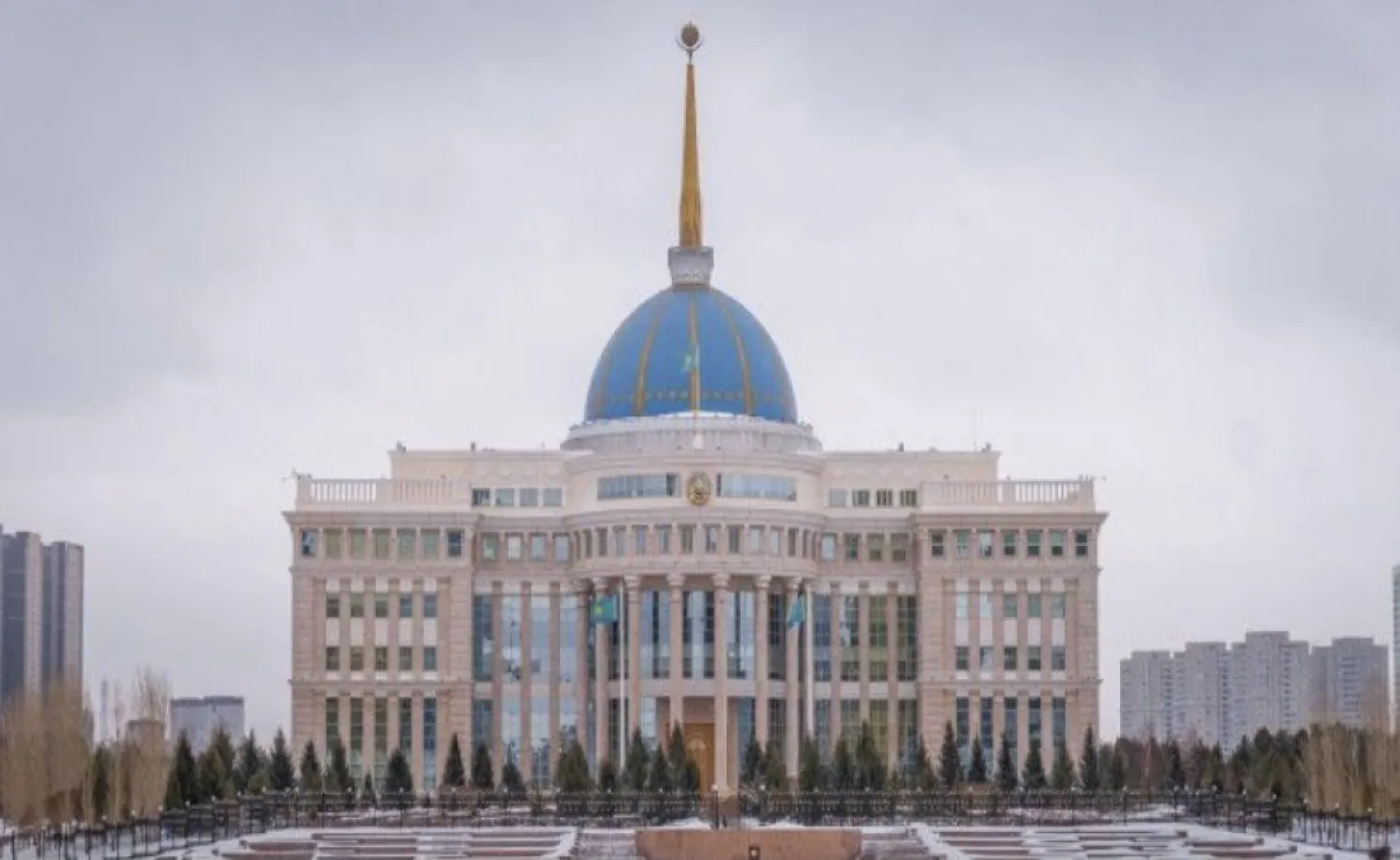 Погибшего во время беспорядков офицера наградили орденом «Айбын» II степени