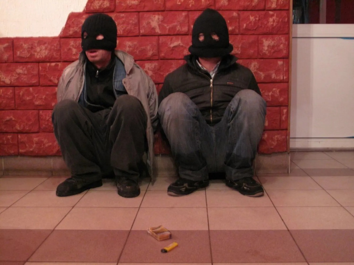 В Нур-Султане полицейские по «горячим следам» задержали двух грабителей