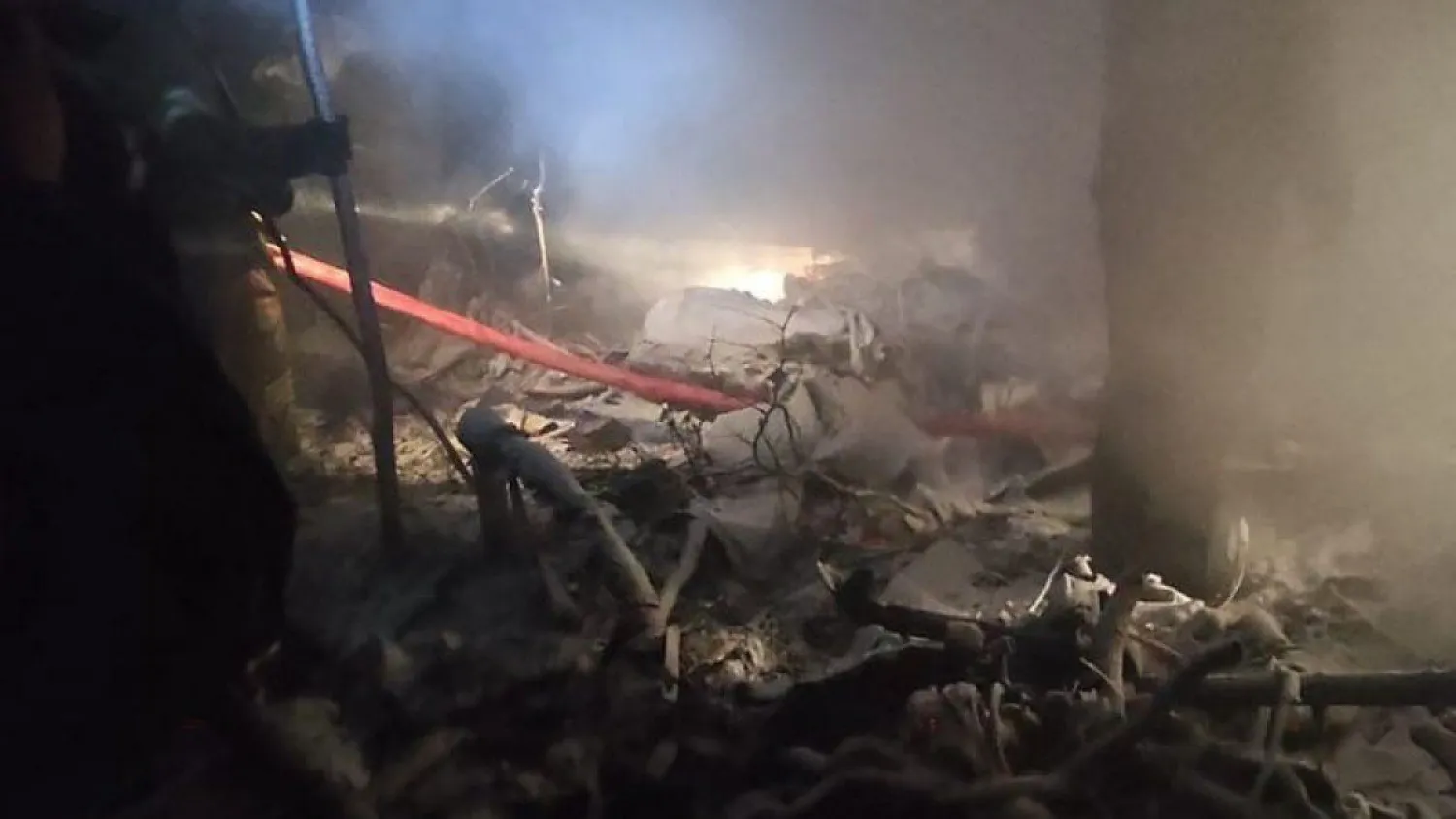 Самолет Ан-12 разбился при заходе на посадку под Иркутском