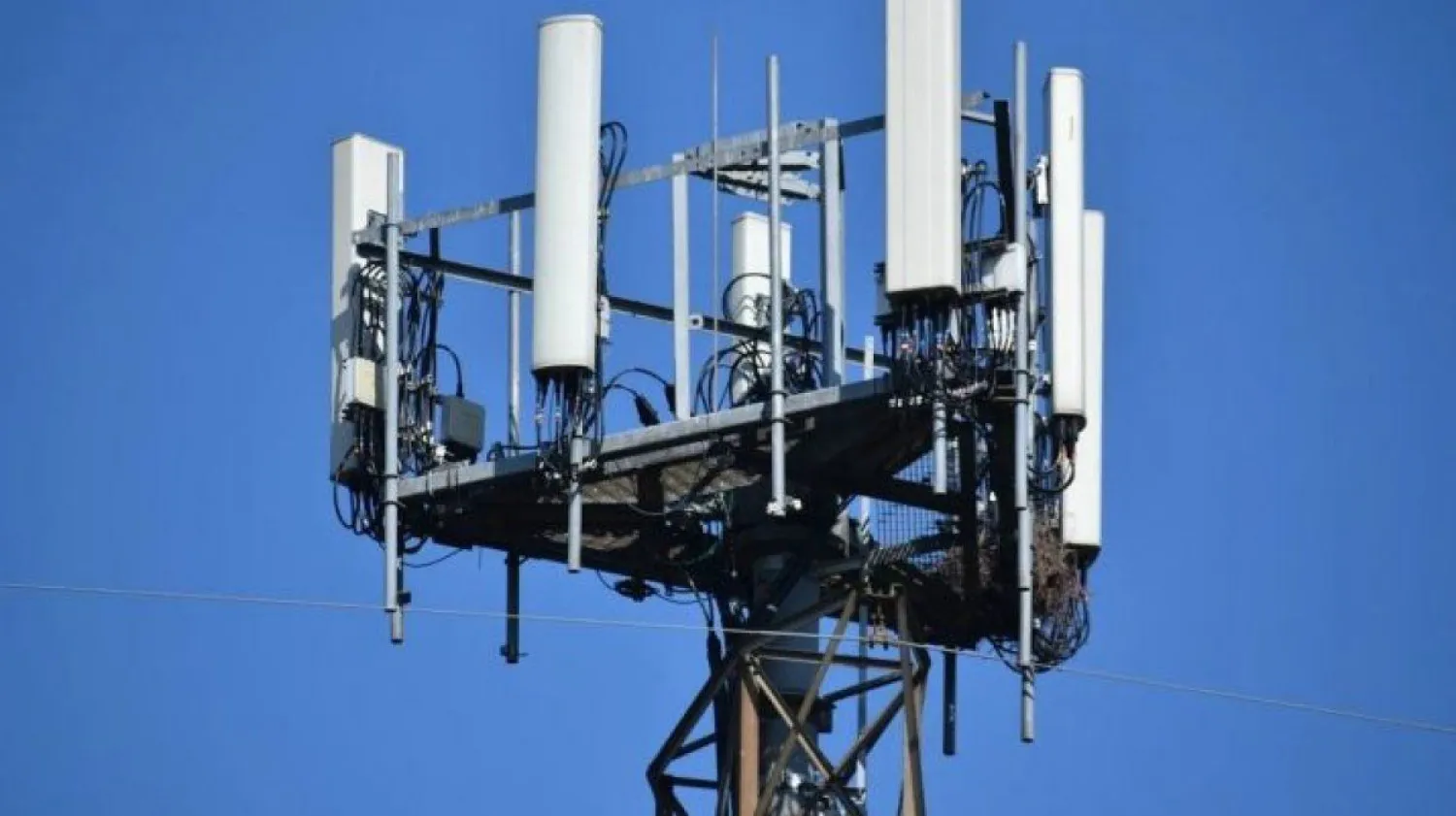 «Смертоносные вышки 5G». Новый фейк рассылают казахстанцы