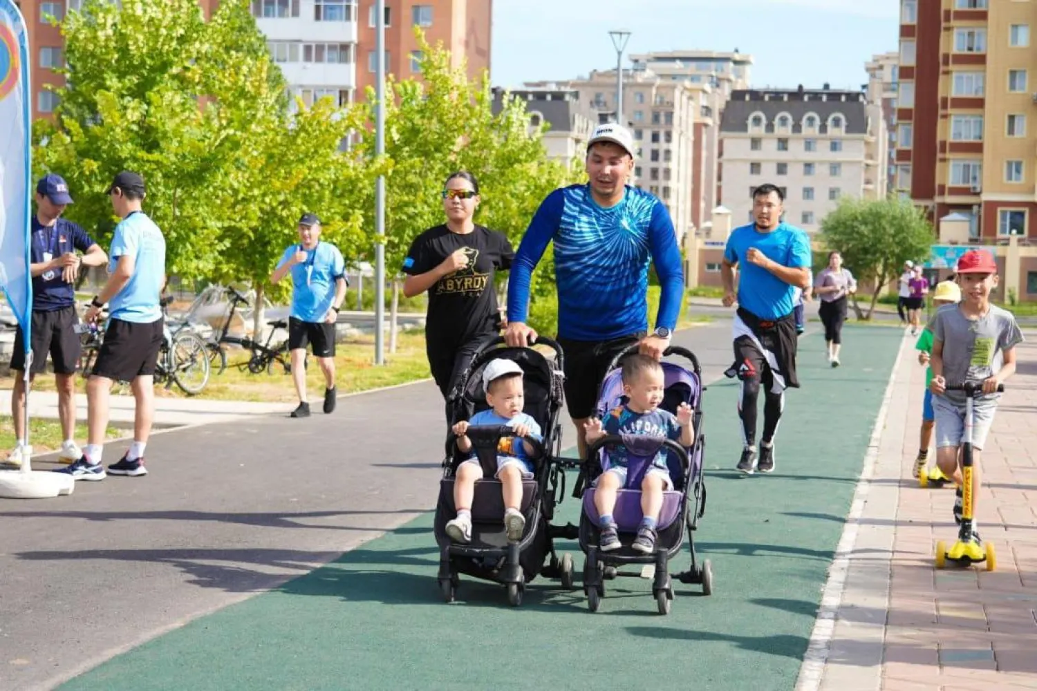 Парад колясок организуют в Ботаническом саду