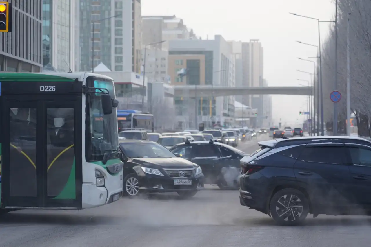 Столичный автобусный парк пополнился 9 новыми автобусами