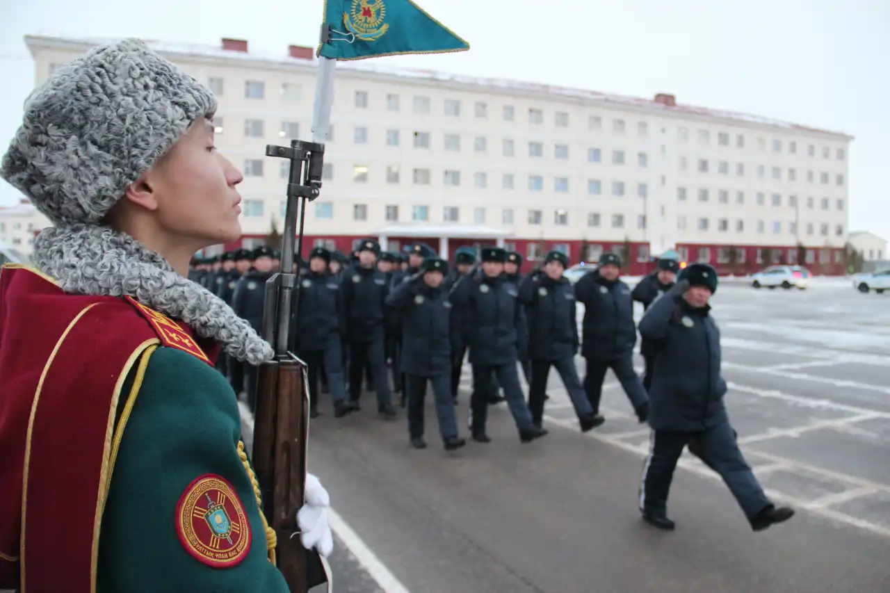 Молодые гвардейцы заступили на боевую службу по охране общественного порядка в столице