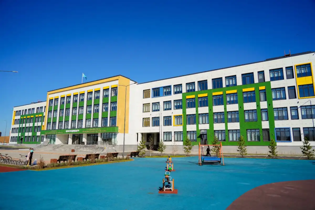 В Казахстане построено более 1200 новых школ: ликвидированы аварийные и трехсменные