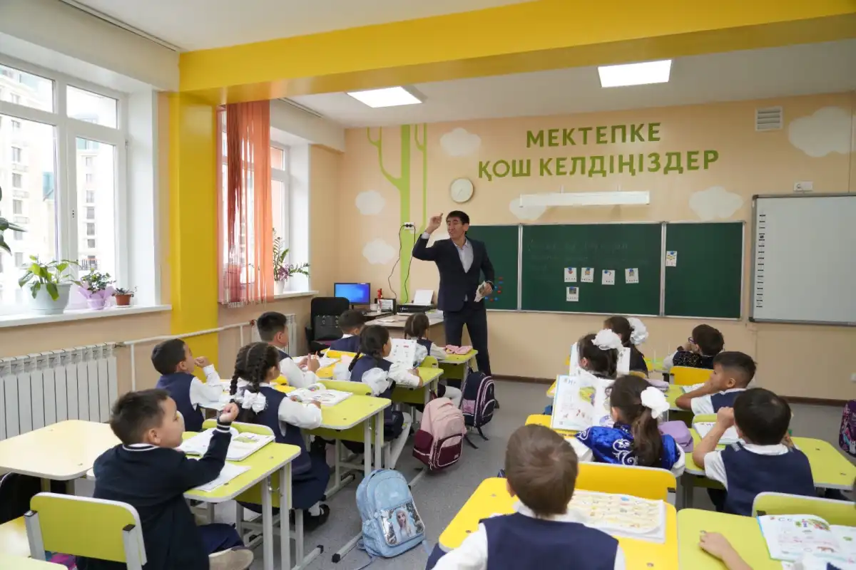 Зарплата казахстанских учителей выросла на 100% за пять лет