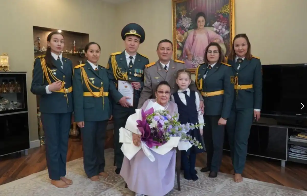 Бибигуль Тулегенова обратилась к казахстанцам в преддверии Дня Победы