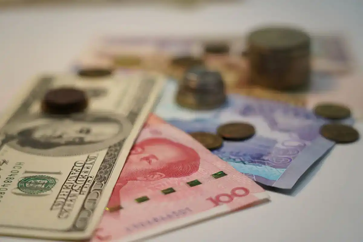 Курс валют в обменниках Астаны на 8 мая