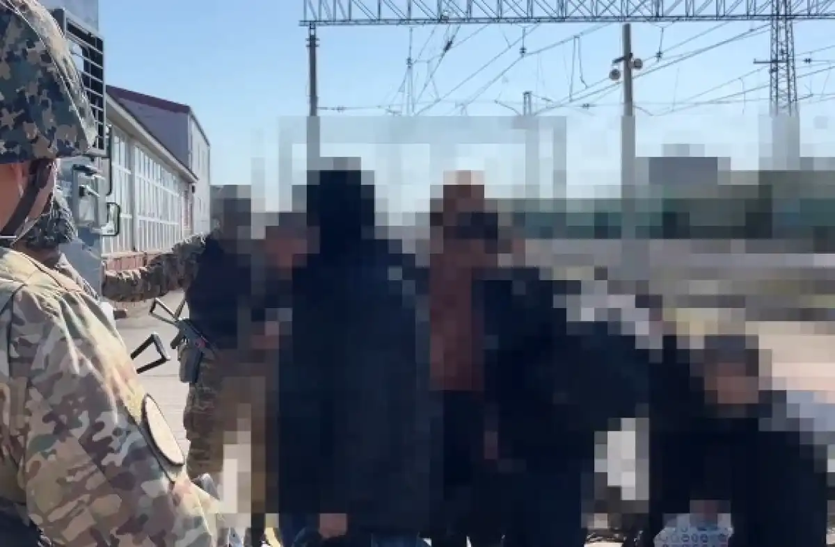 Спустя 20 лет задержали подозреваемого в наркоторговле казахстанца – ВИДЕО