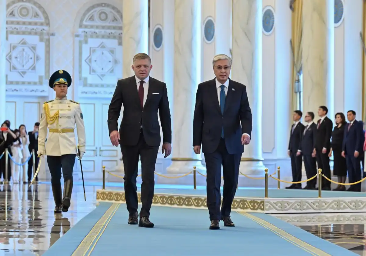 Премьер-министра Словакии торжественно встретили в Акорде